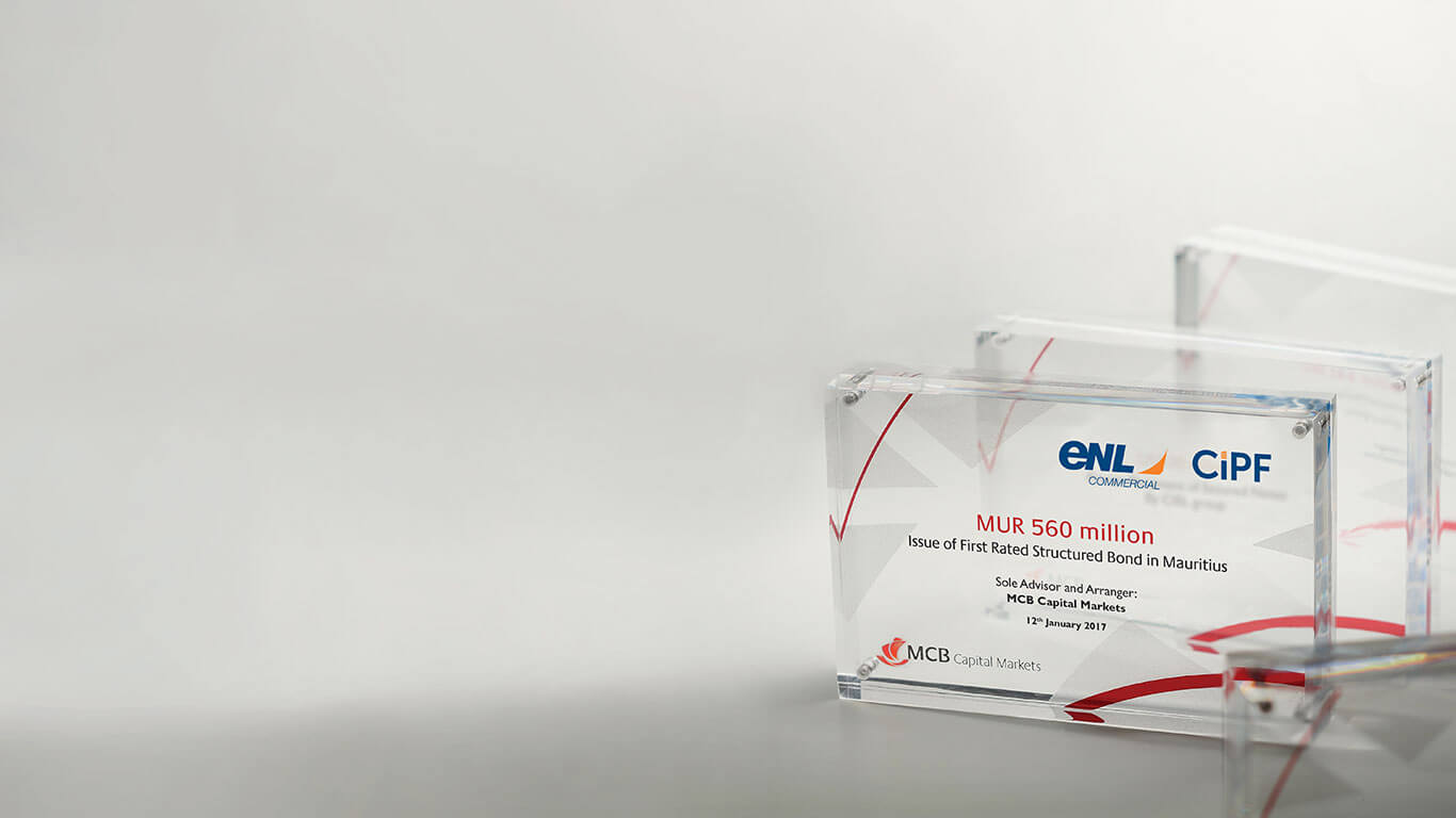 Issue first rated structure bond 2017