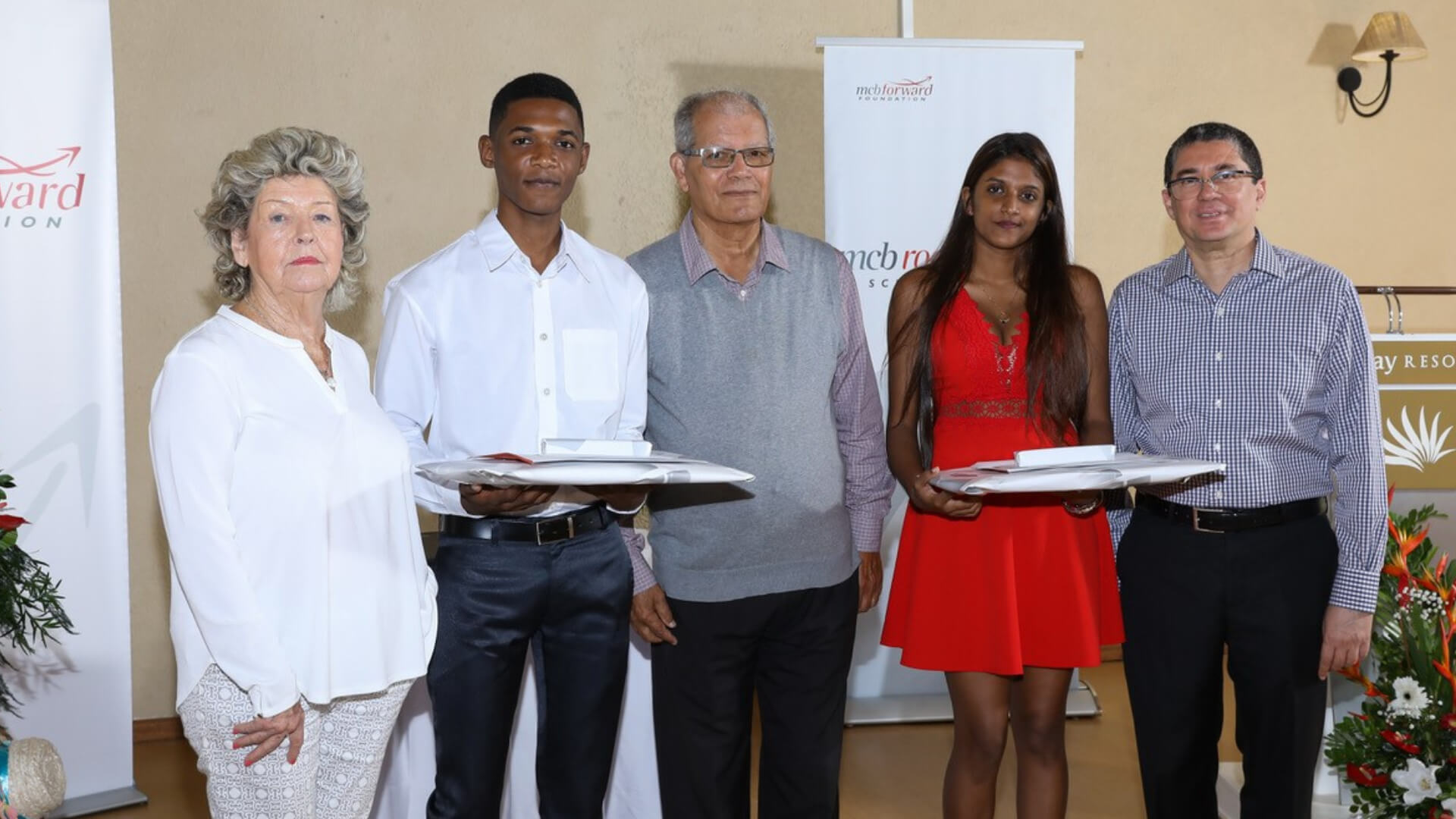 MCB Rodrigues Scholarship 2019: Jeaneen Momus and Jonaël Jolicoeur are the laureates