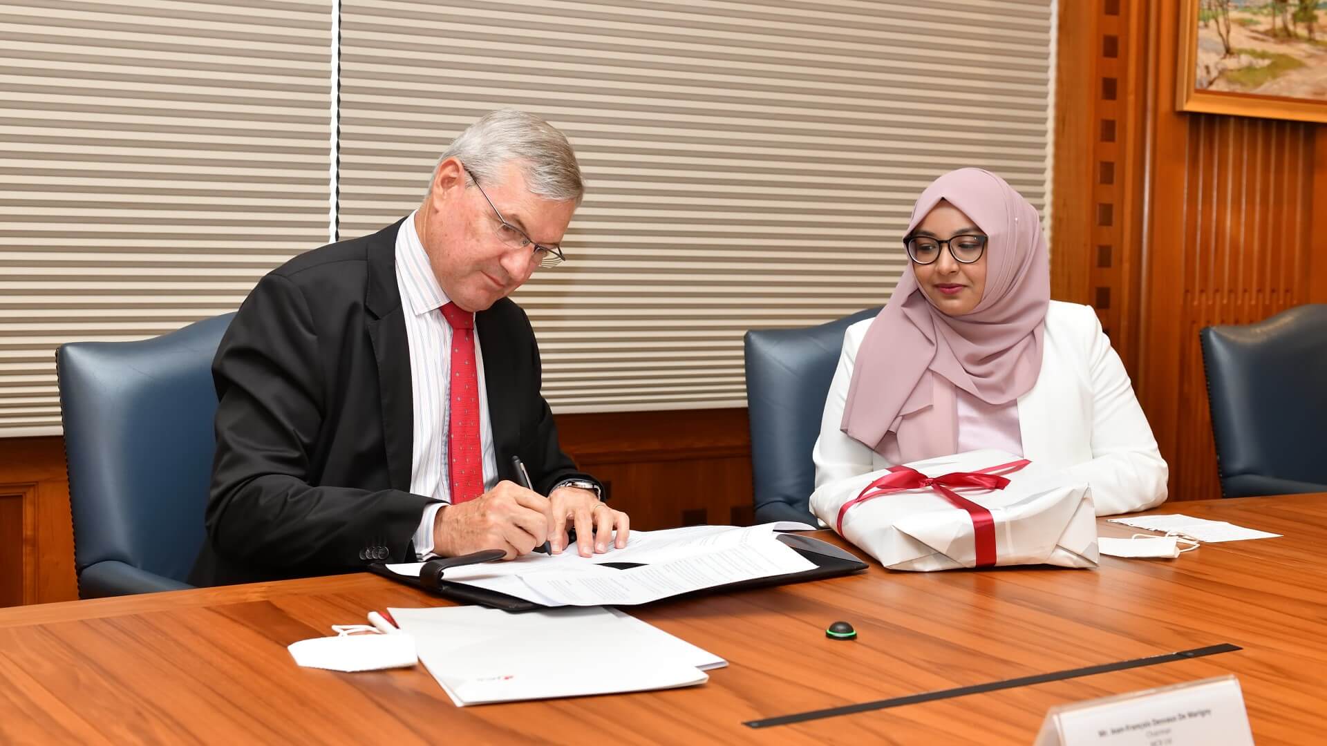 Zakeeyah Chutoo MCB Group